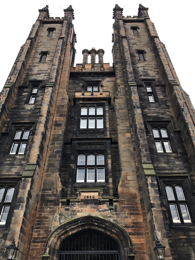 Facade of the New College at Mound Place