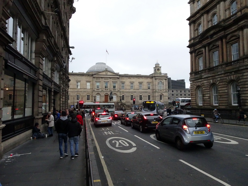 North Bridge and the front of the General Register House of the National Archives of Scotland