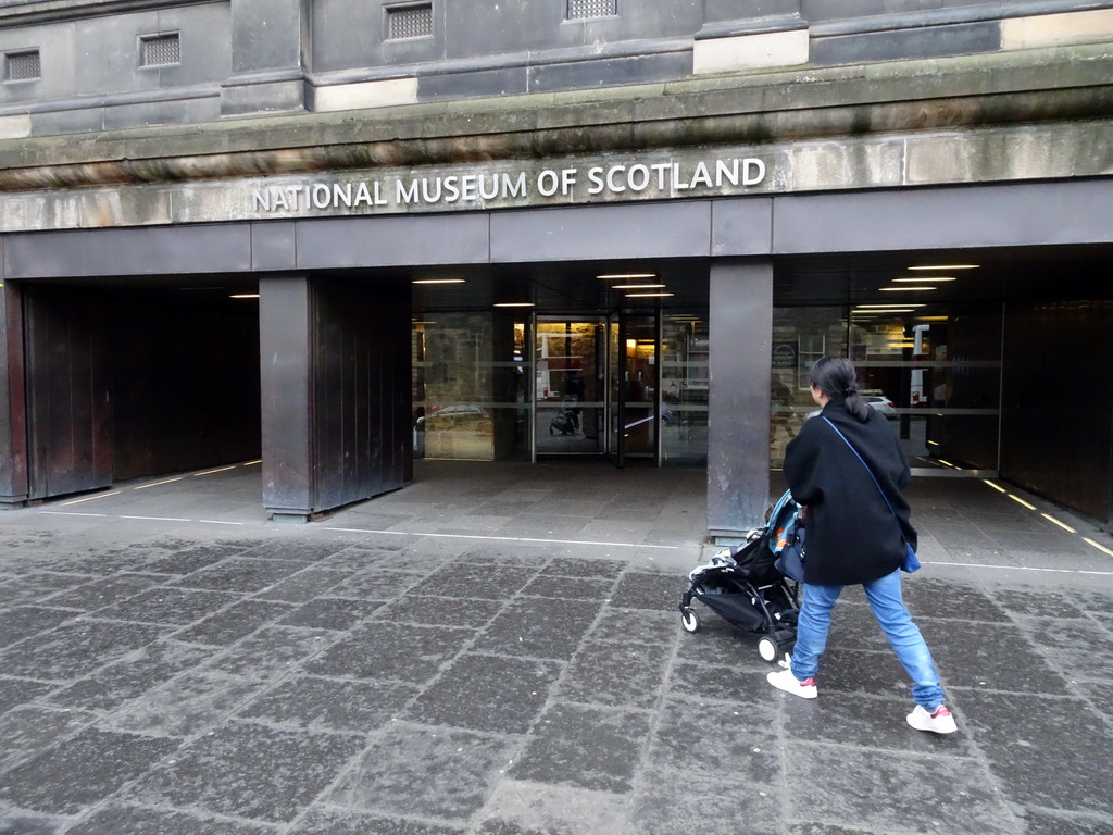 Miaomiao and Max in front of the entrance to the National Museum of Scotland at Chambers Street