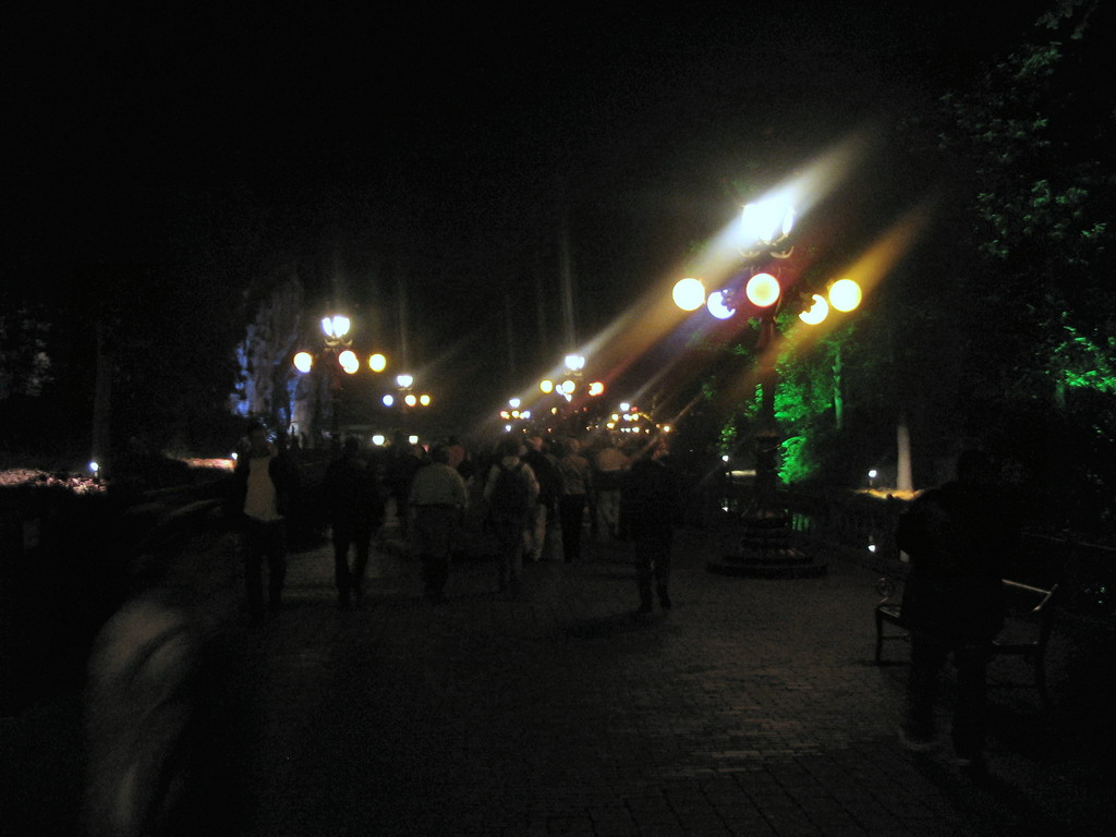 The Pardoes Promenade at the Marerijk kingdom, by night