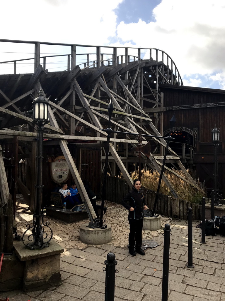 Entrance to the Joris en de Draak attraction at the Ruigrijk kingdom