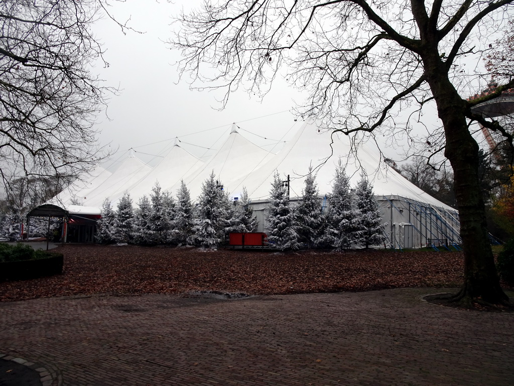 Front of the IJspaleis attraction at the Reizenrijk kingdom, during the Winter Efteling