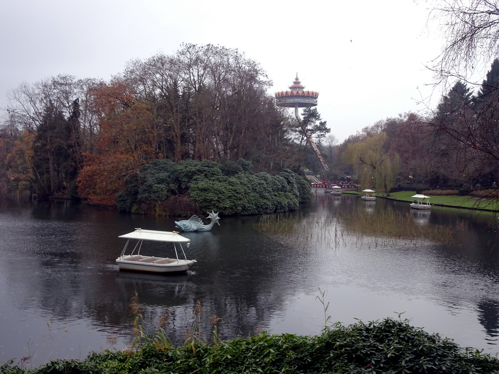 The Gondoletta and Pagode attractions at the Reizenrijk kingdom, during the Winter Efteling