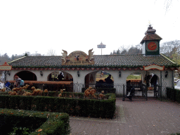 Front of the cross-country ski track `t Hijgend Hert and the Pagode attraction at the Reizenrijk kingdom, during the Winter Efteling