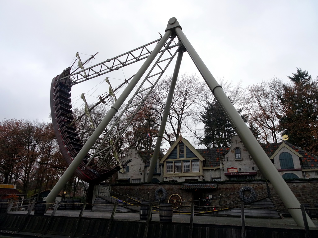 The Halve Maen attraction at the Ruigrijk kingdom, during the Winter Efteling