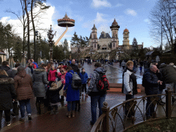 Princess Pardijn at the Pardoes Promenade in front of the Symbolica attraction at the Fantasierijk kingdom and the Pagode attraction at the Reizenrijk kingdom, during the Winter Efteling