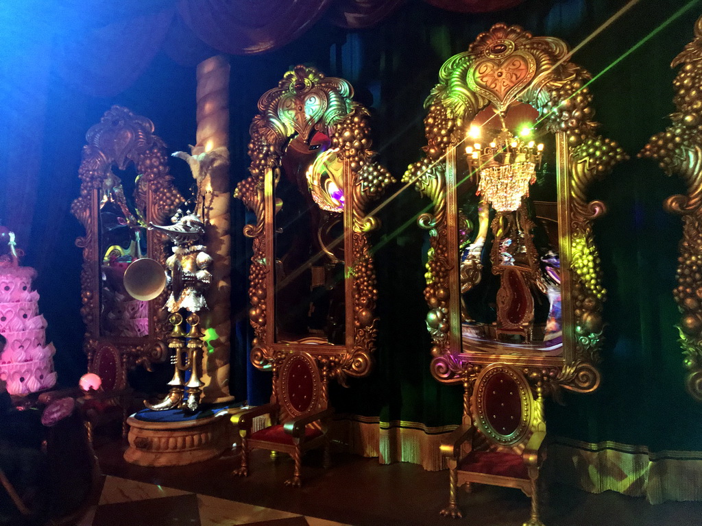 Mirrors in the Royal Hall in the Symbolica attraction at the Fantasierijk kingdom, during the Winter Efteling