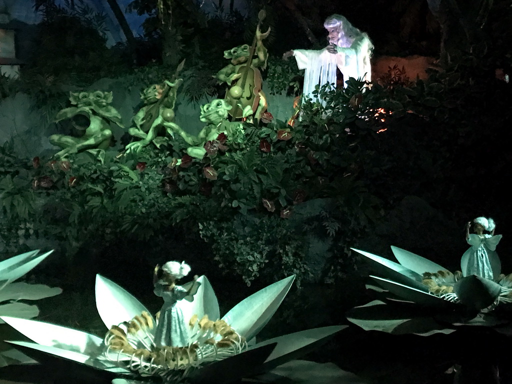 The Witch, the Frogs and the Water Lilies at the Indian Water Lilies attraction at the Fairytale Forest at the Marerijk kingdom, during the Winter Efteling