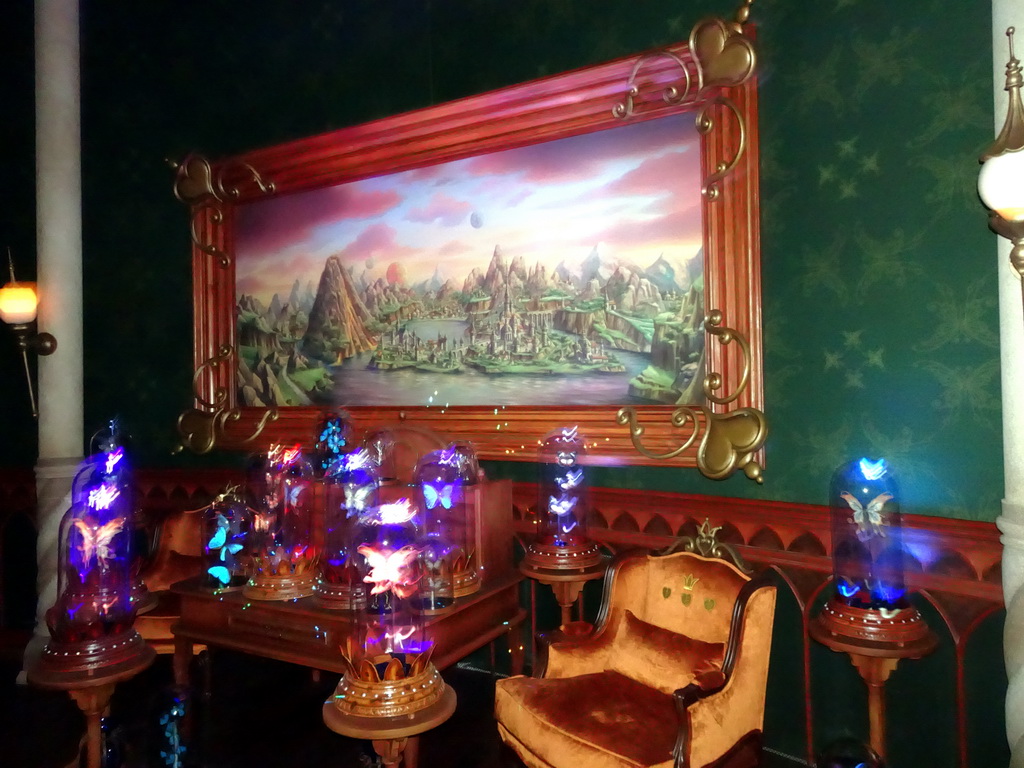 Painting and butterflies at the Panorama Salon in the Symbolica attraction at the Fantasierijk kingdom, during the Winter Efteling