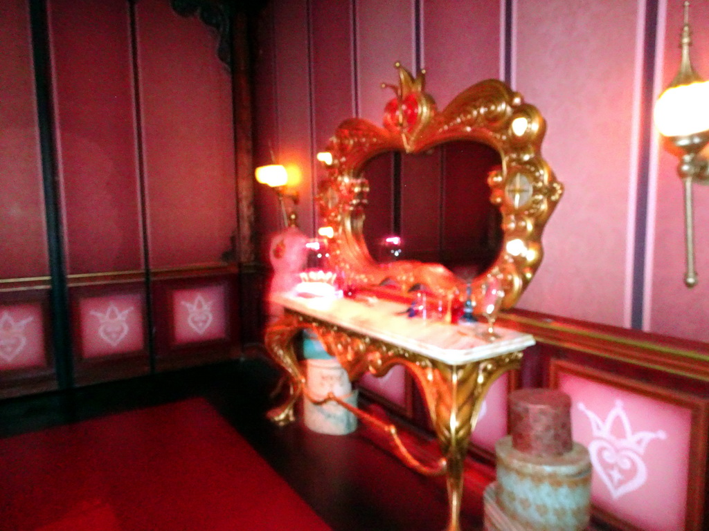 Mirror at the Treasure Boudoir in the Symbolica attraction at the Fantasierijk kingdom, during the Winter Efteling