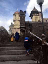 Max at the waiting line for the Symbolica attraction at the Fantasierijk kingdom