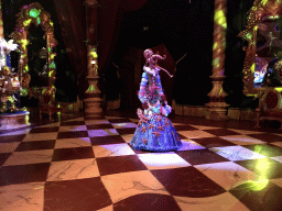 Dancers at the Royal Hall in the Symbolica attraction at the Fantasierijk kingdom