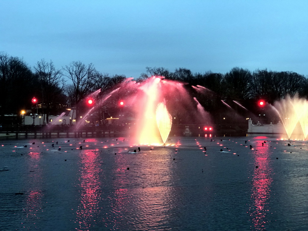 The Aquanura lake at the Fantasierijk kingdom, during the water show, at sunset