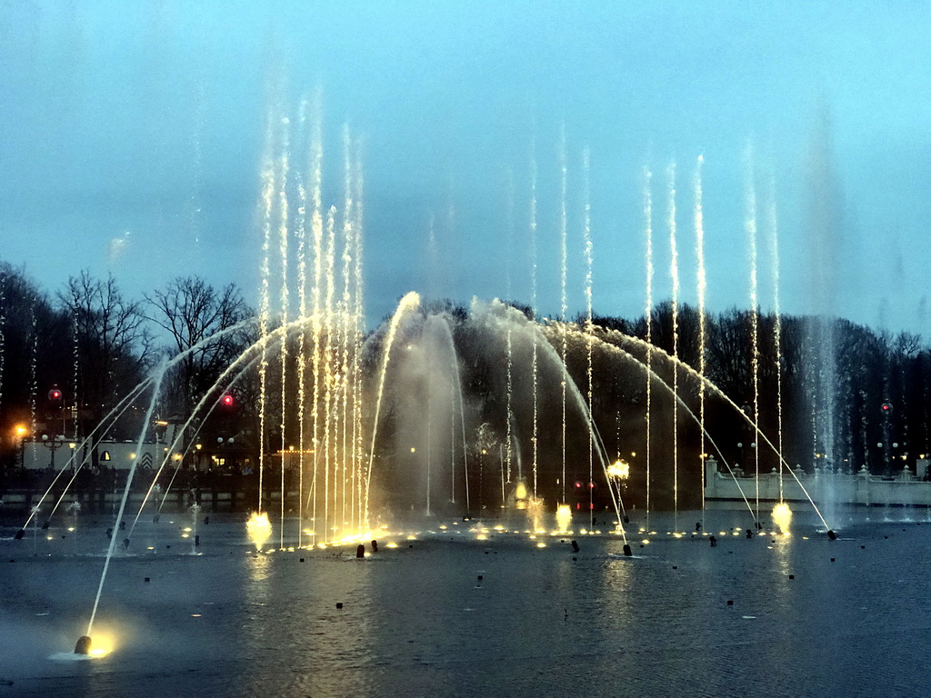 The Aquanura lake at the Fantasierijk kingdom, during the water show, at sunset