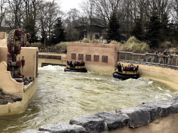 Inca statues and boats at the Piraña attraction at the Anderrijk kingdom