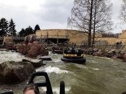 Boats at the Piraña attraction at the Anderrijk kingdom, viewed from a boat