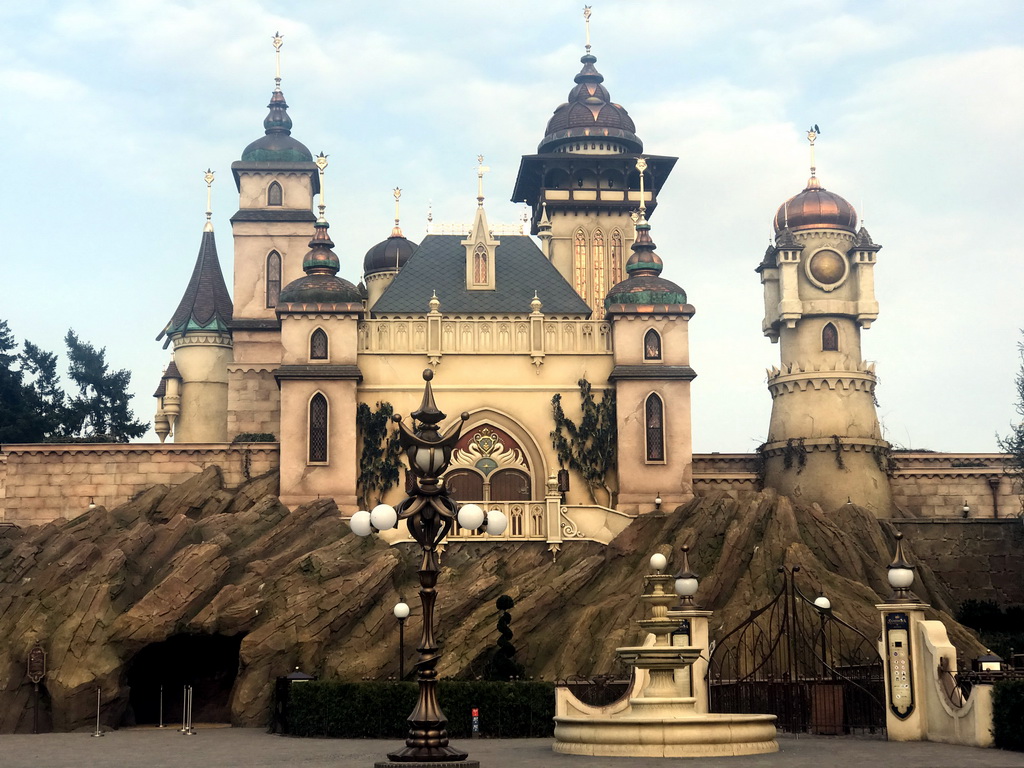 Front of the Symbolica attraction at the Fantasierijk kingdom