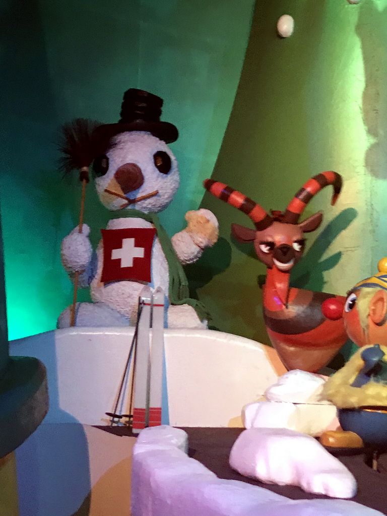 Swiss scene at the Carnaval Festival attraction at the Reizenrijk kingdom