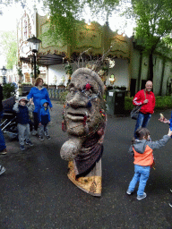 The back side of the Sprookjessprokkelaar in front of the Stoomcarrousel attraction at the Marerijk kingdom