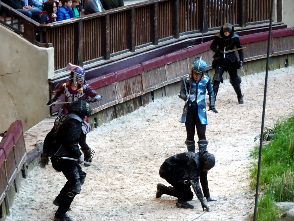 Actors on the stage of the Raveleijn theatre at the Marerijk kingdom, during the Raveleijn Parkshow