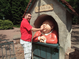 Our friend at a Holle Bolle Gijs trash can