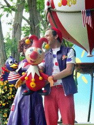 Actors and hand puppets at the Jokie and Jet attraction at the Carnaval Festival Square at the Reizenrijk kingdom