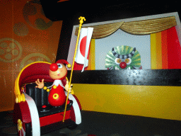 Jokie in a rickshaw at the Japanese scene at the Carnaval Festival attraction at the Reizenrijk kingdom