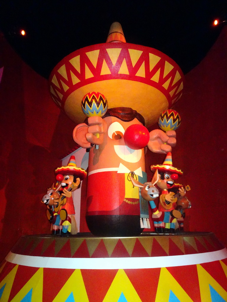 Mexican scene at the Carnaval Festival attraction at the Reizenrijk kingdom