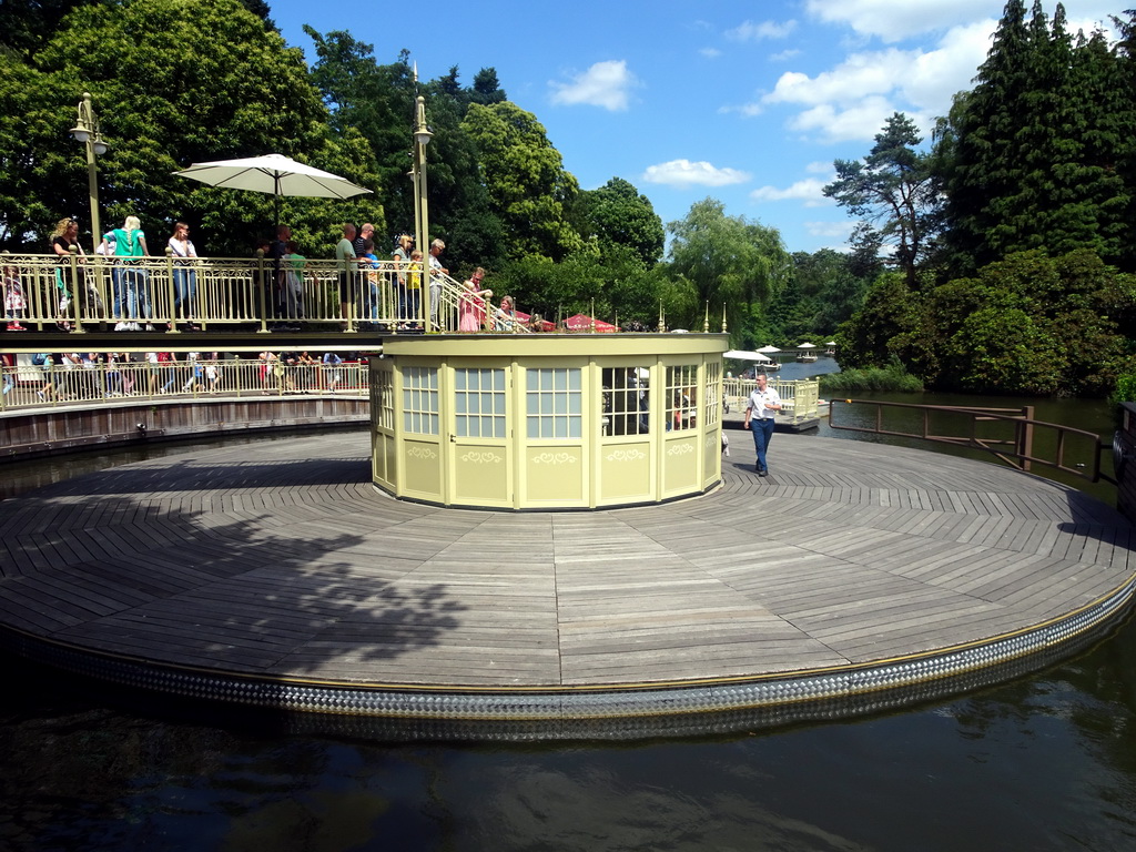 Entry platform to the Gondoletta attraction at the Reizenrijk kingdom