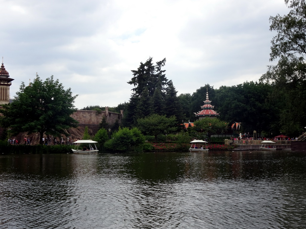 Entry platform to the Gondoletta attraction and the Pagoda attraction at the Reizenrijk kingdom, and the back side of the Symbolica attraction of the Fantasierijk kingdom, viewed from our Gondoletta