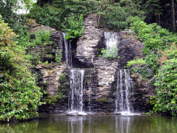 Waterfall at the Gondoletta attraction at the Reizenrijk kingdom, viewed from our Gondoletta