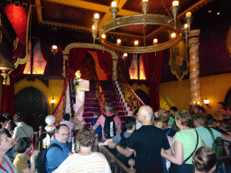 The lackey O.J. Punctuel in the Lobby of the Symbolica attraction at the Fantasierijk kingdom