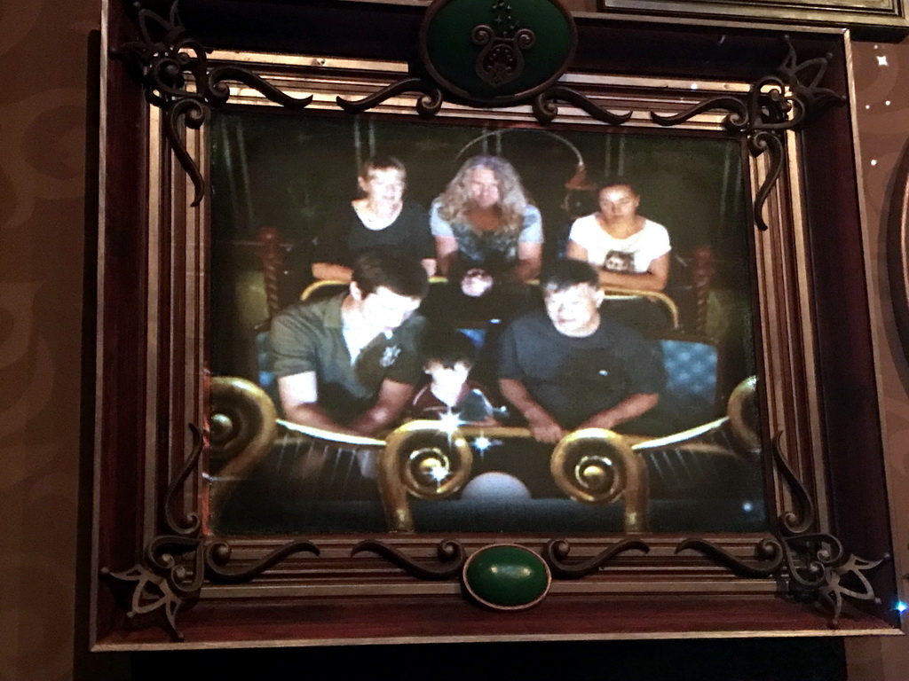Tim, Max and Miaomiao`s father on a photograph at the Gallery of Imaginers in the Symbolica attraction at the Fantasierijk kingdom