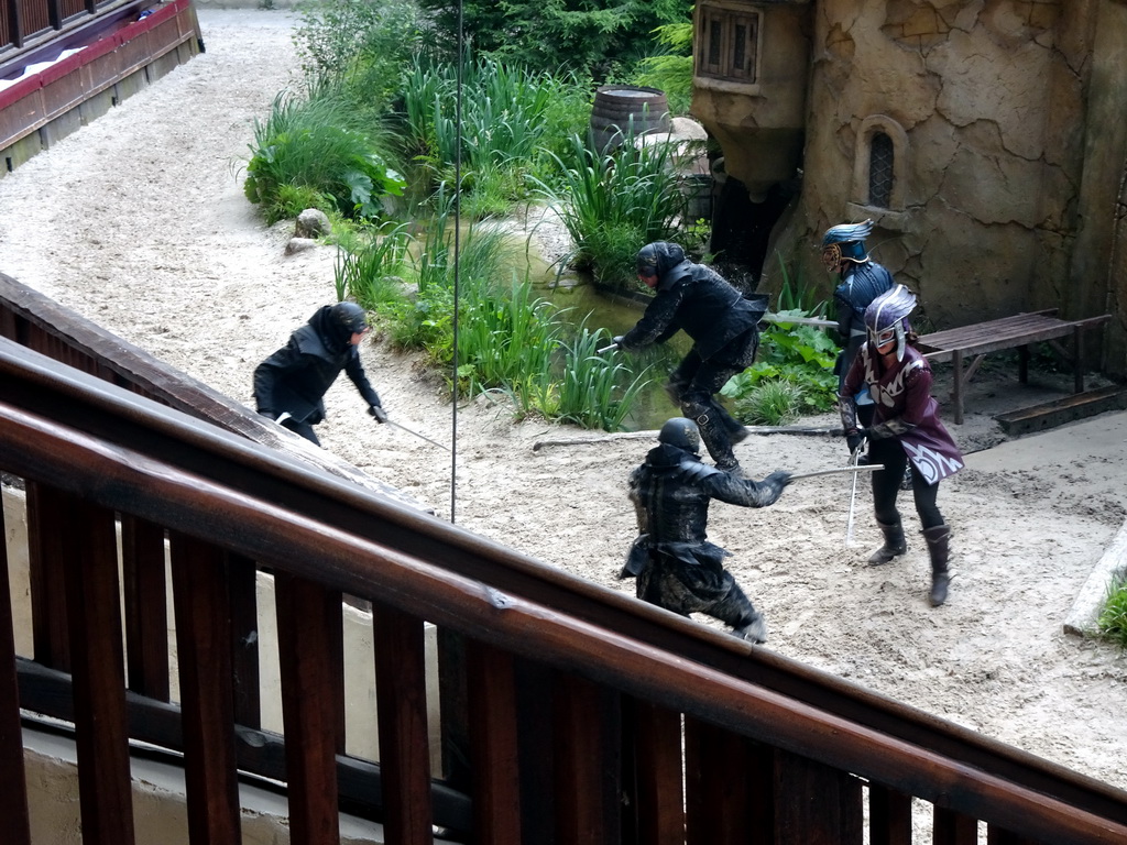 Actors on the stage of the Raveleijn theatre at the Marerijk kingdom, during the Raveleijn Parkshow