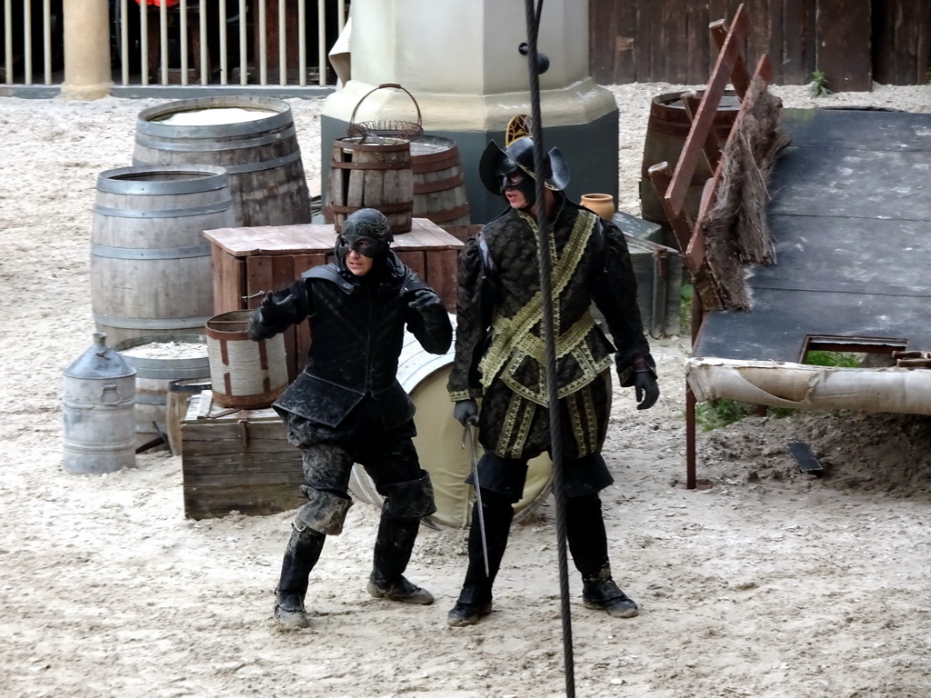 Actors on the stage of the Raveleijn theatre at the Marerijk kingdom, during the Raveleijn Parkshow