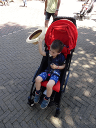 Max at the Carnaval Festival Square at the Reizenrijk kingdom