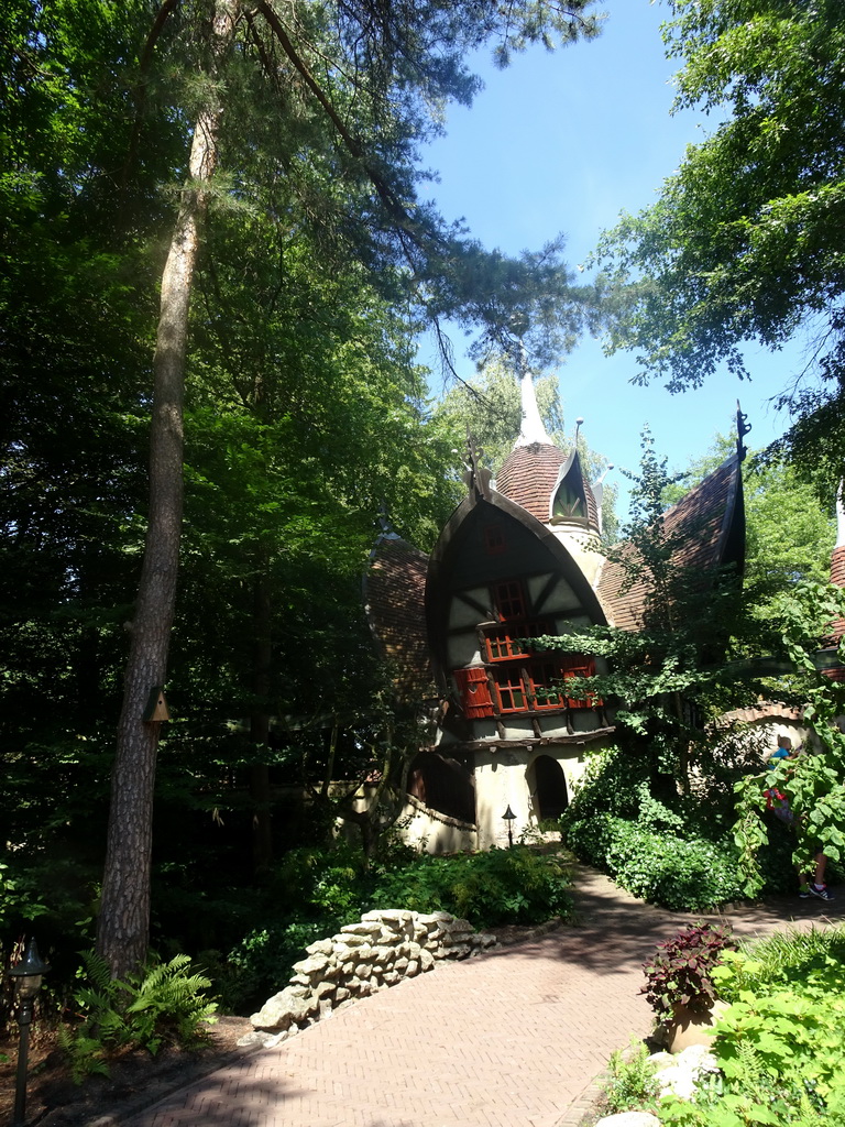 The Lonkhuys building at the Laafland attraction at the Marerijk kingdom