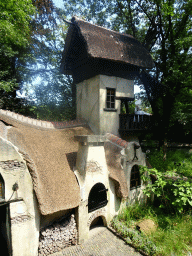 The Lariekoekhuys building at the Laafland attraction at the Marerijk kingdom, viewed from the monorail