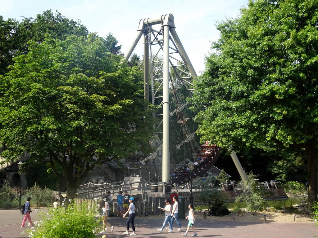 The Halve Maen attraction at the Ruigrijk kingdom, viewed from the Polka Marina attraction