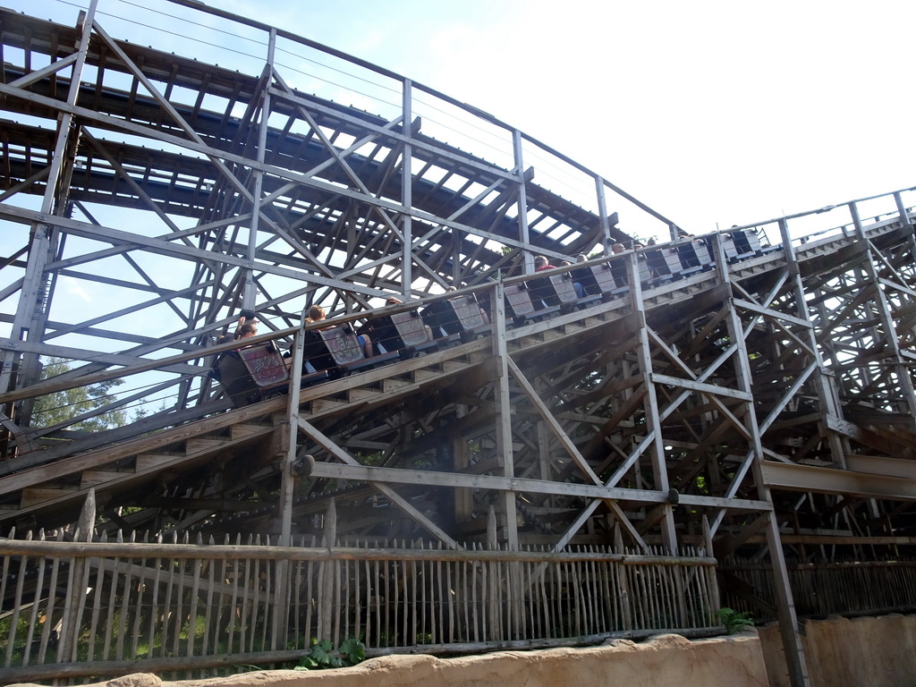 Carriages at the Vliegende Hollander attraction at the Ruigrijk kingdom