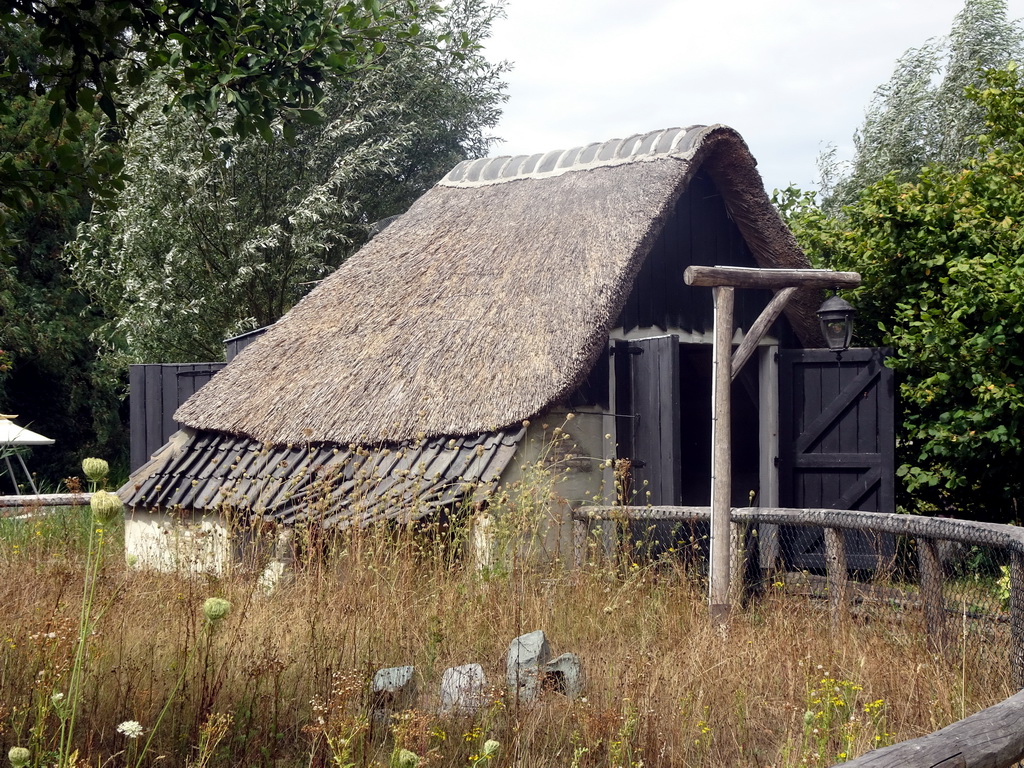 Shed at the Kinderspoor attraction at the Ruigrijk kingdom, viewed from the train