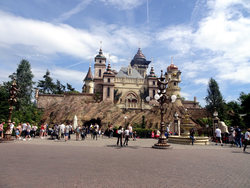 Front of the Symbolica attraction at the Fantasierijk kingdom
