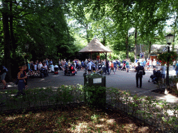 The Sprookjessprokkelaar at the entrance to the Fairytale Forest at the Marerijk kingdom