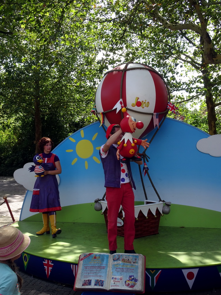 Actors and hand puppets at the Jokie and Jet attraction at the Carnaval Festival Square at the Reizenrijk kingdom