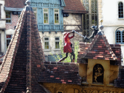 Actors on the stage of the Raveleijn theatre at the Marerijk kingdom, during the Raveleijn Parkshow