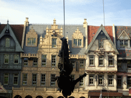 Actor hanging above the stage of the Raveleijn theatre at the Marerijk kingdom, during the Raveleijn Parkshow