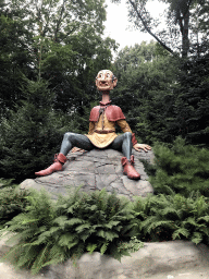 Langnek at the Six Servants attraction at the Fairytale Forest at the Marerijk kingdom