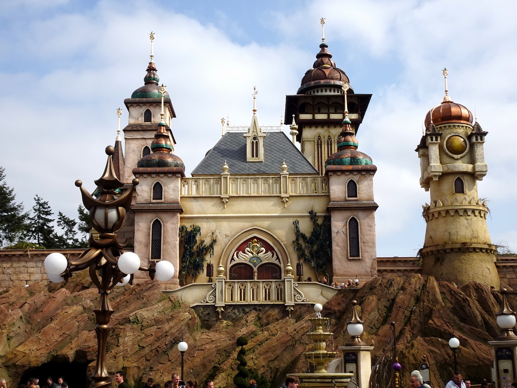 Front of the Symbolica attraction at the Fantasierijk kingdom