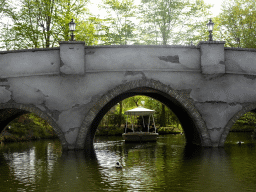 Bridge, Gondoletta and Ducks at the Gondoletta attraction at the Reizenrijk kingdom