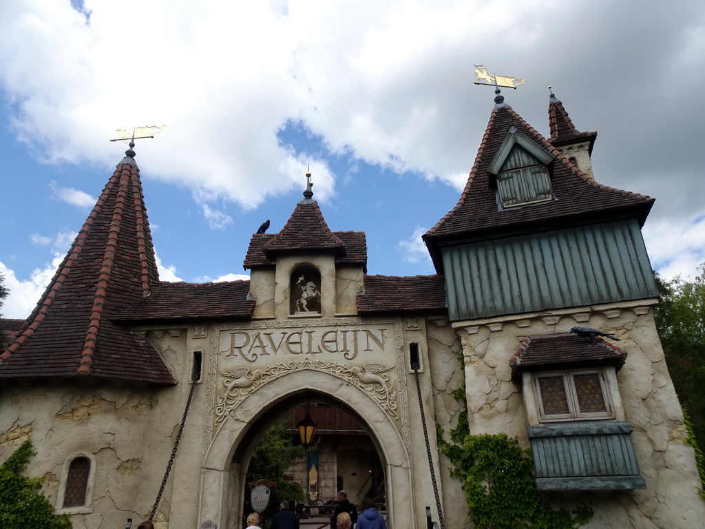 Front of the Raveleijn theatre at the Marerijk kingdom